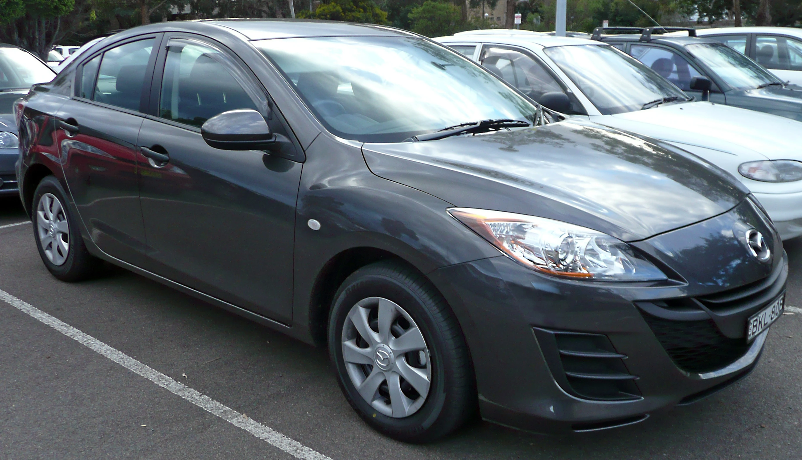 Mazda 3 BL saloon autodrivel