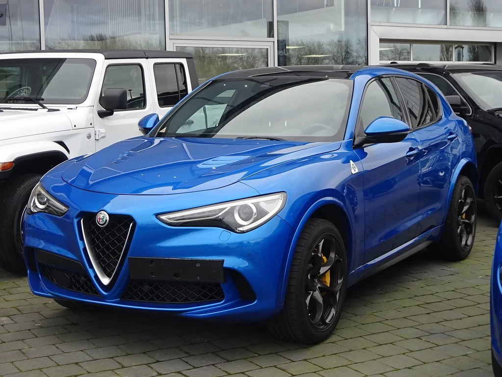 Review : Alfa Romeo Stelvio 949 ( 2017 – prezent )