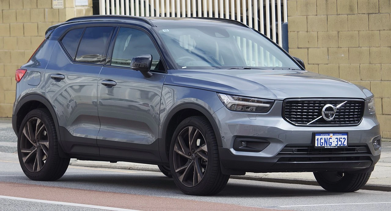 Review : Volvo XC40 ( 2017 – present )