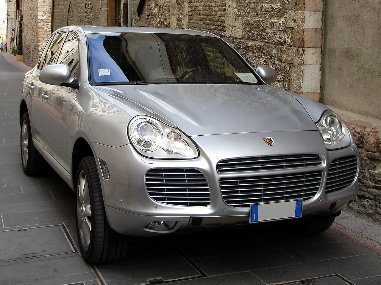 Porsche Cayenne 9pa front autodrivel