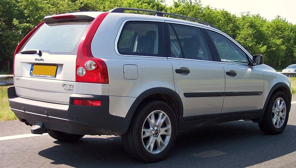 Volvo XC90 I rear autodrivel