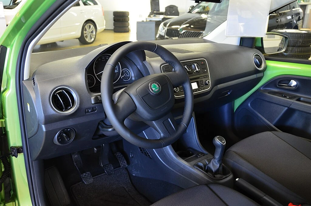 Skoda CitiGO interior autodrivel