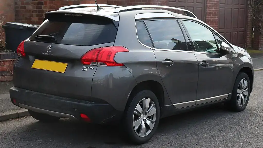 Peugeot 2008 A94 rear almostcarreviews
